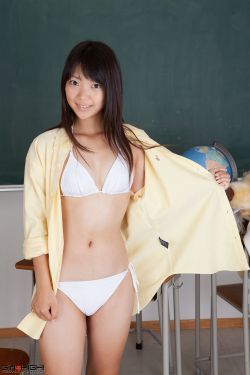 美女邻居